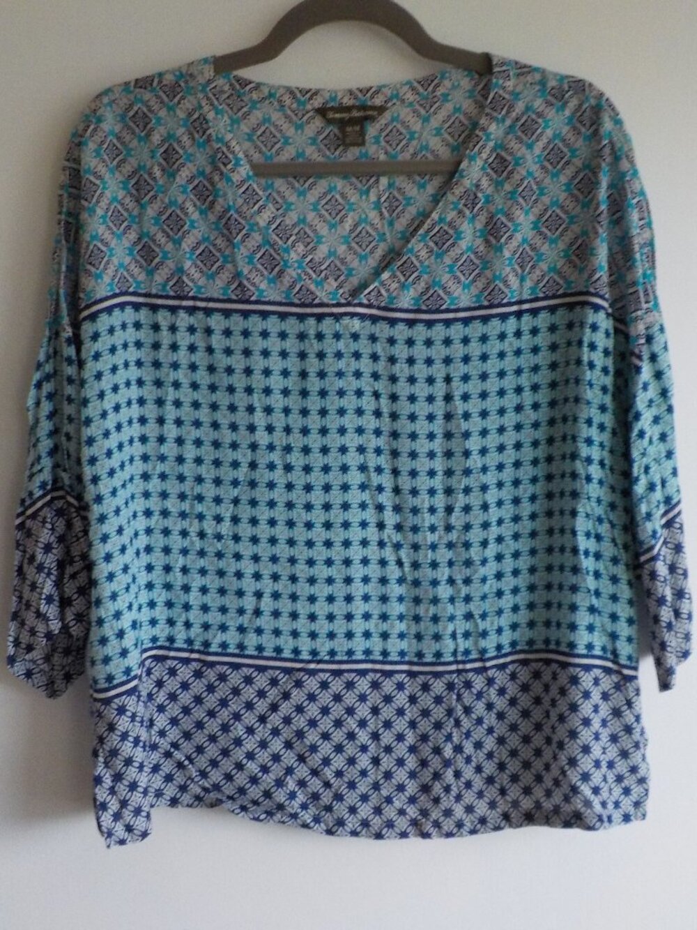 Tommy Bahama Blouse Top - Medium - Blue White Short Sleeve Rayon (782)